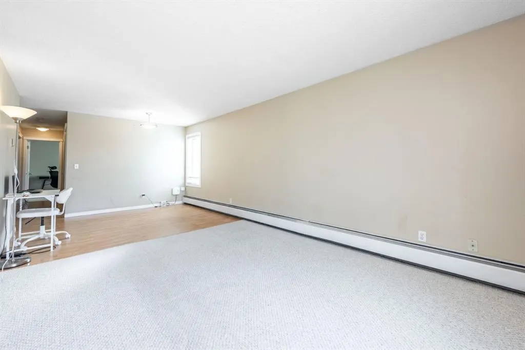 647 1 Avenue NE, #307