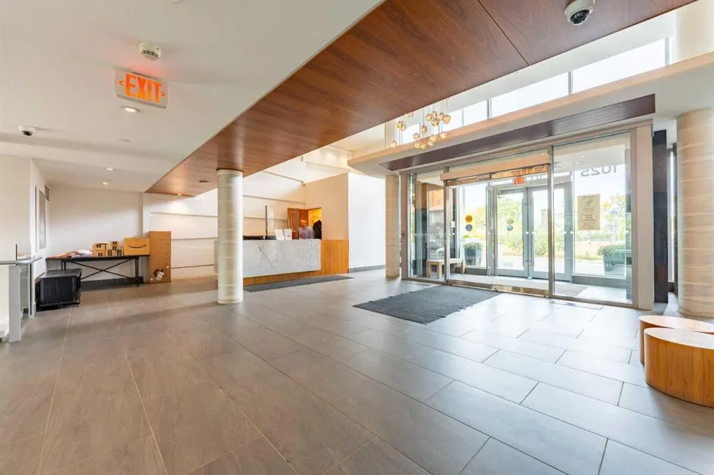 1025 5 Avenue SW, #103
