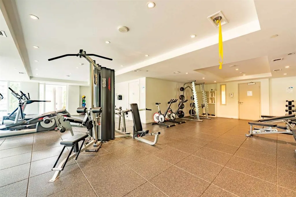 1025 5 Avenue SW, #103