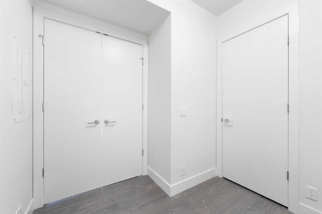 1025 5 Avenue SW, #103