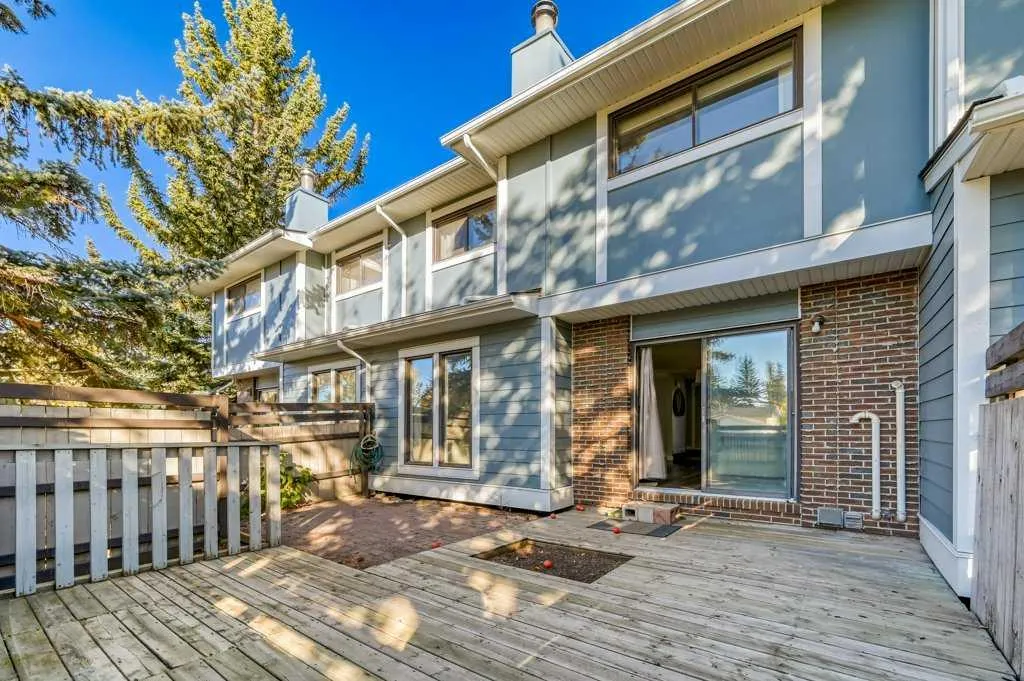 2210 Oakmoor Drive SW, #24