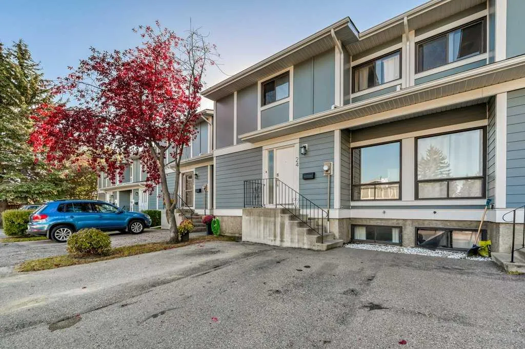2210 Oakmoor Drive SW, #24