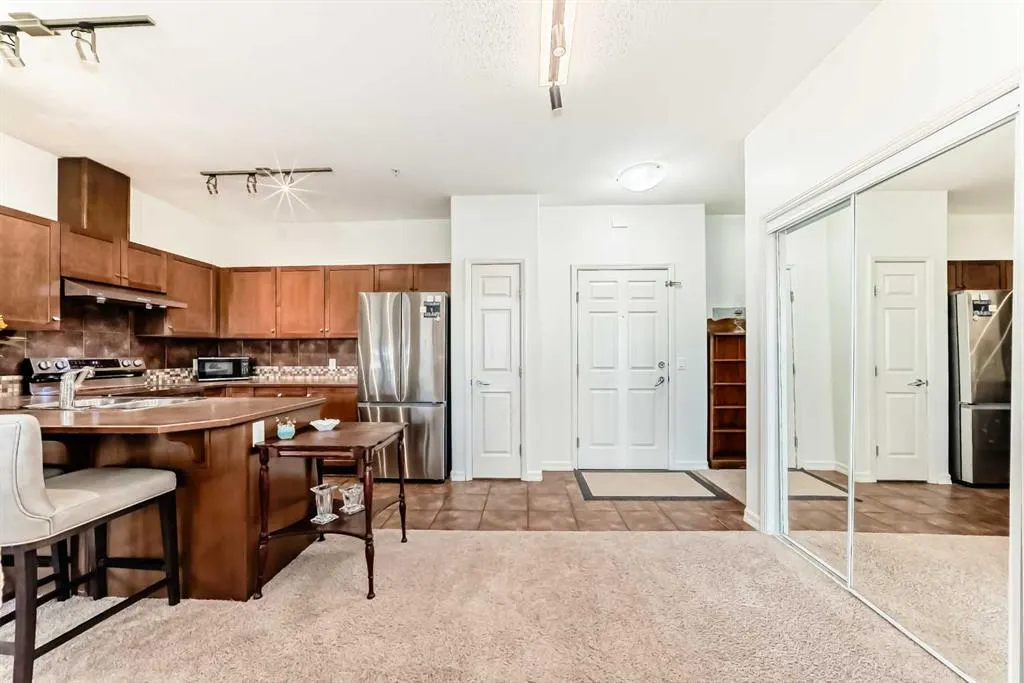 92 Crystal Shores Road, #4205