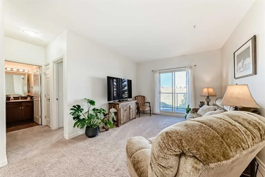 92 Crystal Shores Road, #4205