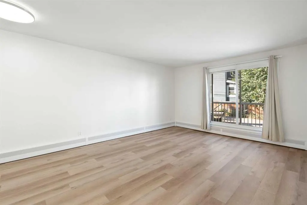2221 14 Street SW, #201