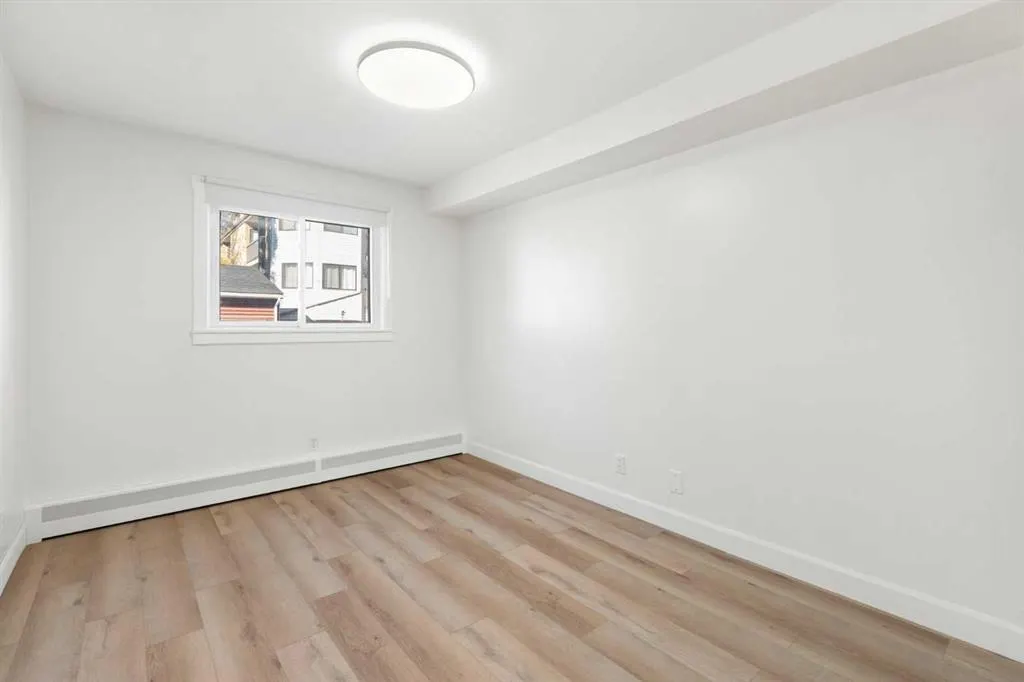 2221 14 Street SW, #201