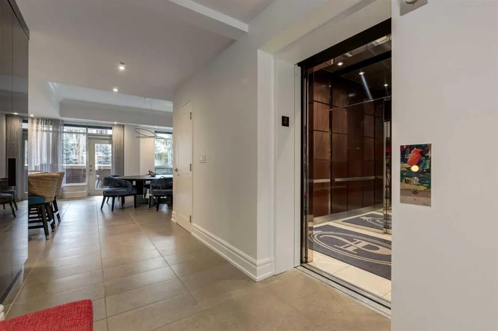 600 Princeton Way SW, #207