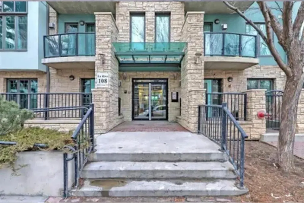 108 25 Avenue SW, #301
