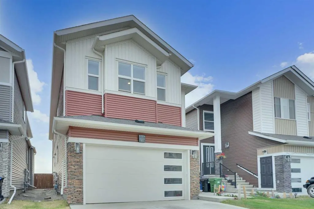 871 Corner Meadows Way NE