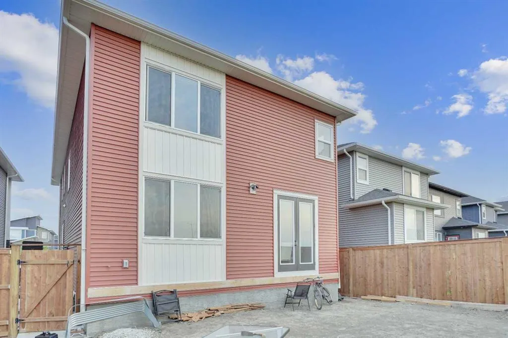 871 Corner Meadows Way NE