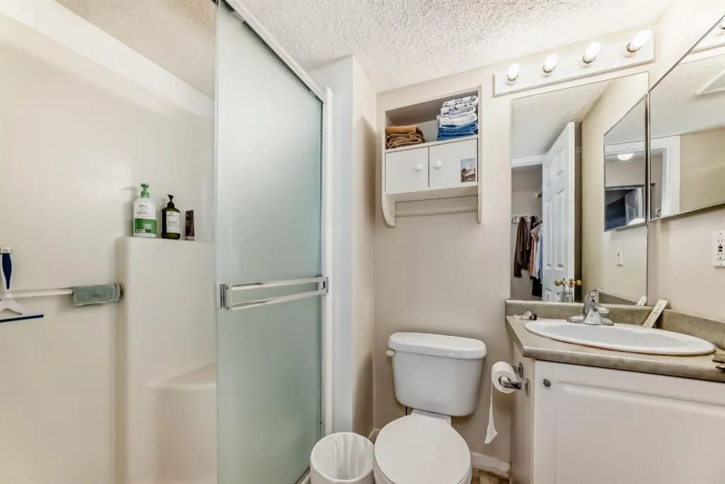 4000 Somervale Court SW, #208