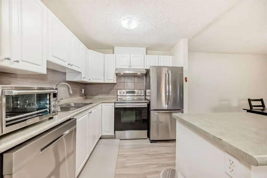 4000 Somervale Court SW, #208