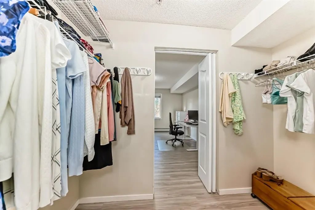 4000 Somervale Court SW, #208