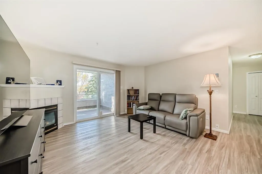 4000 Somervale Court SW, #208
