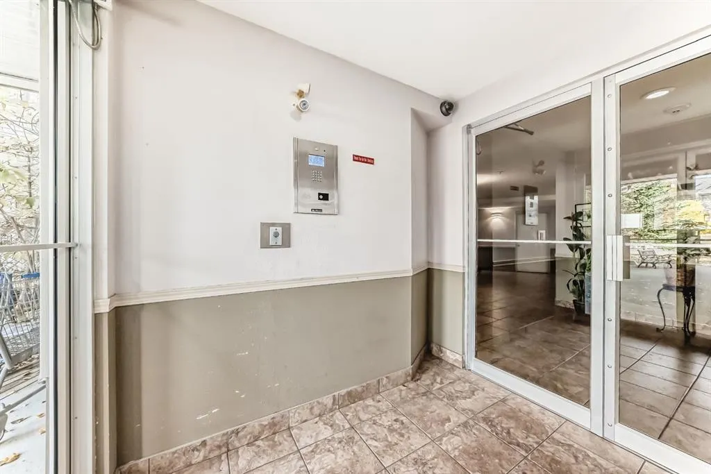 4000 Somervale Court SW, #208