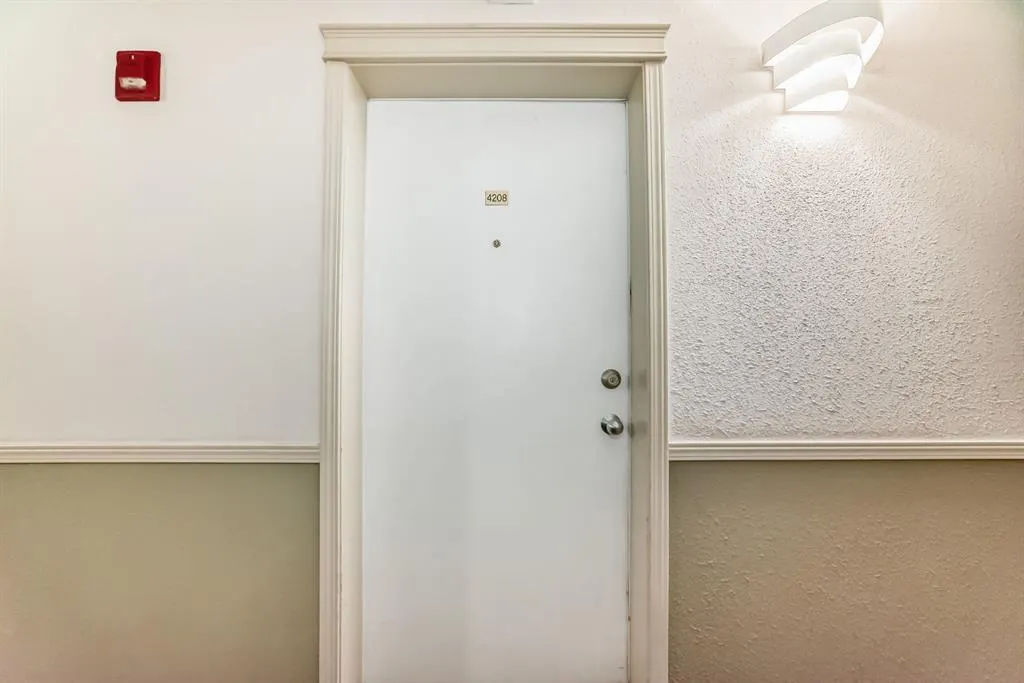 4000 Somervale Court SW, #208