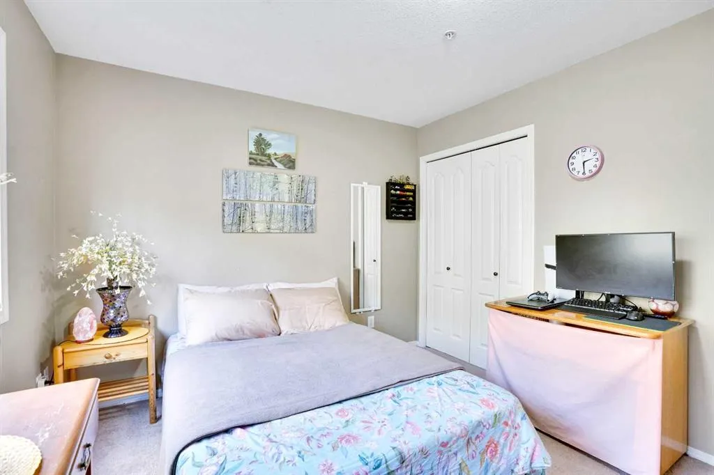300 Palliser Lane, #218