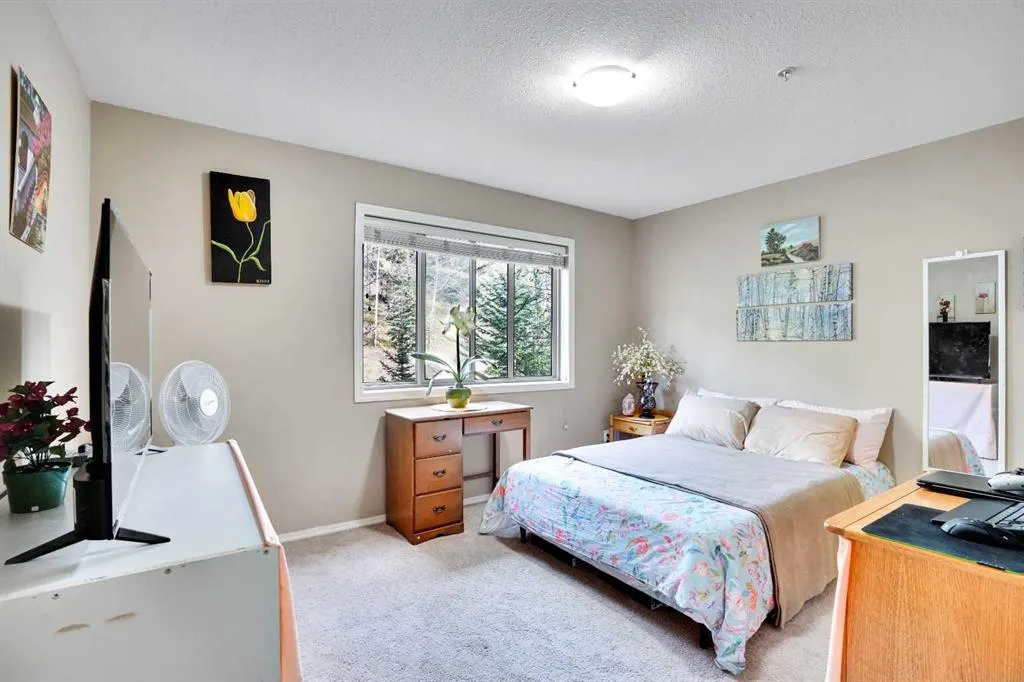 300 Palliser Lane, #218