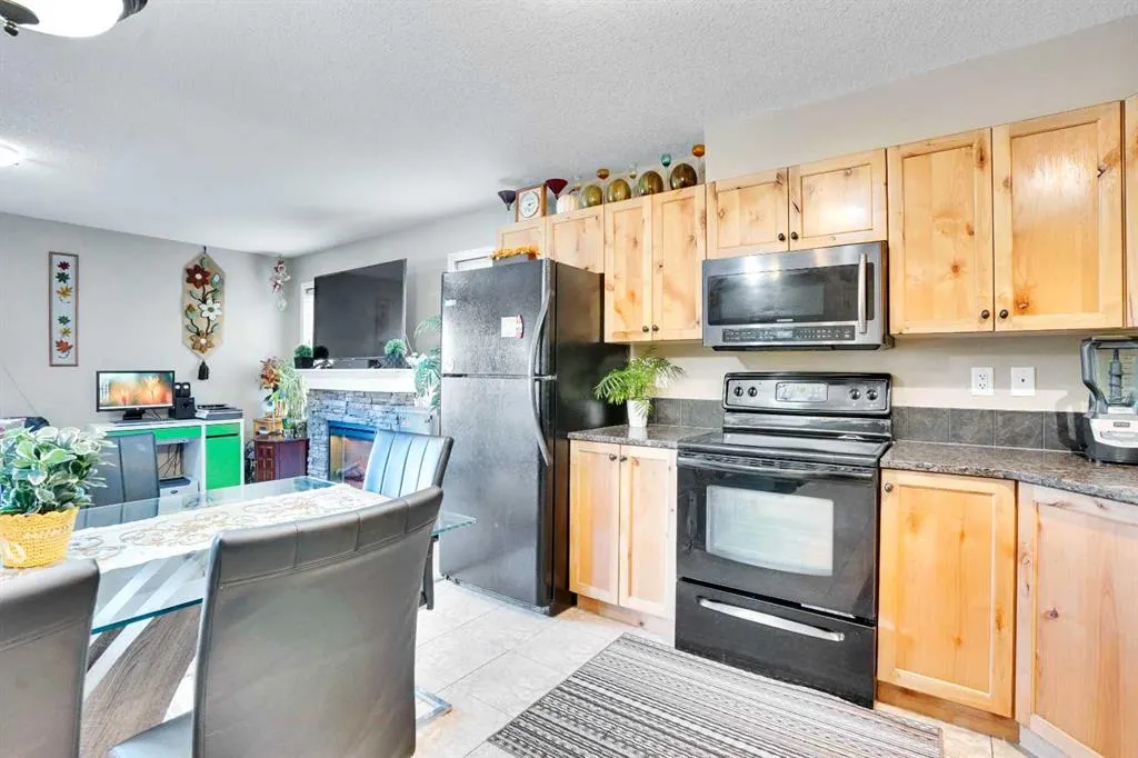 300 Palliser Lane, #218