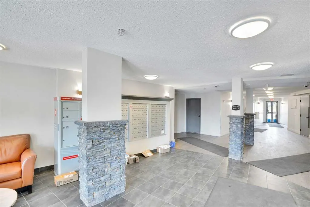 300 Palliser Lane, #218