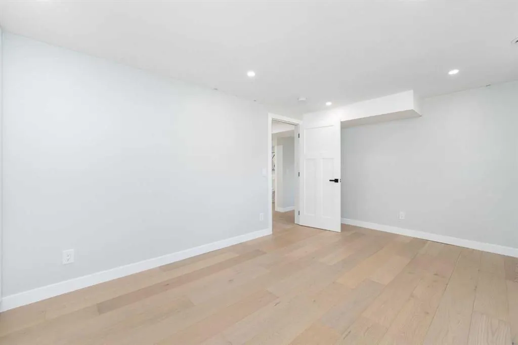 328 Cantrell Place SW