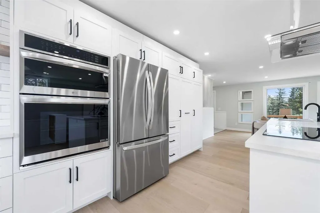 328 Cantrell Place SW