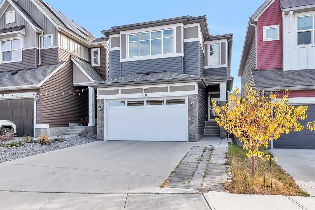 106 Lucas Crescent NW