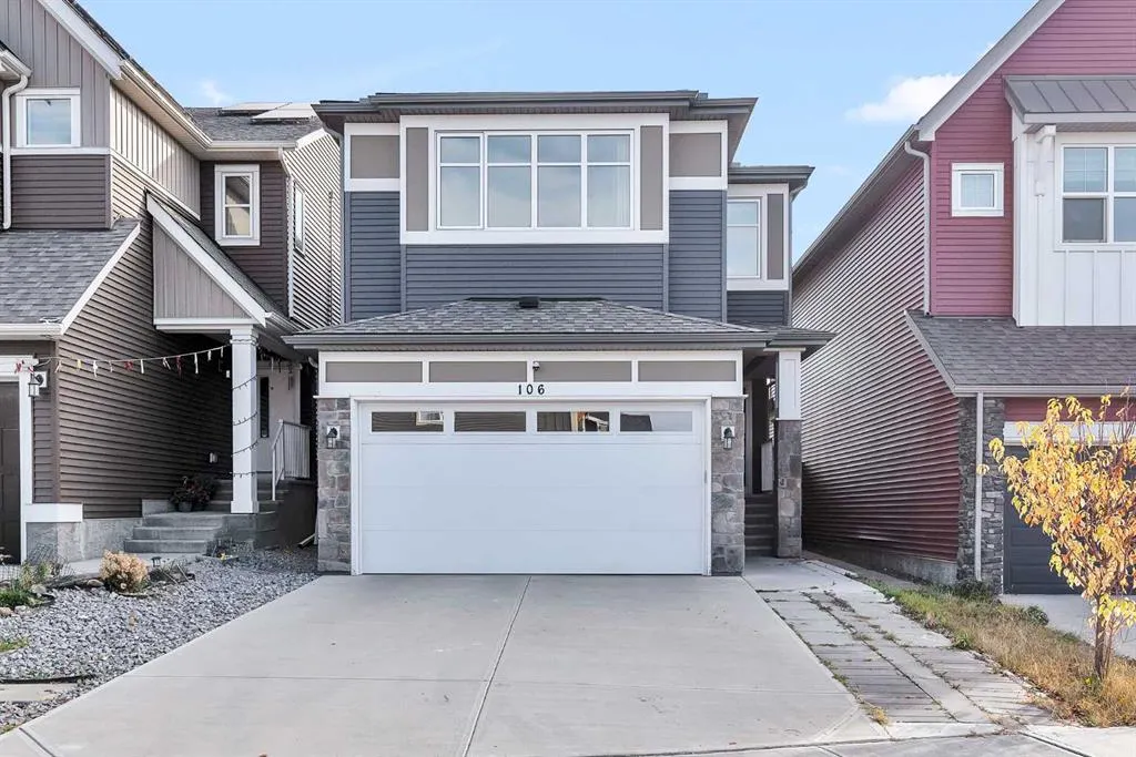 106 Lucas Crescent NW