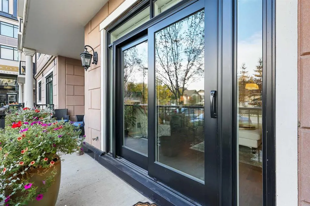 211 Quarry Way SE, #104