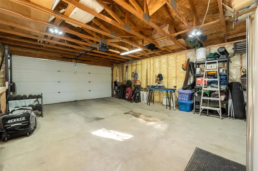 291 Arbour Grove Close NW