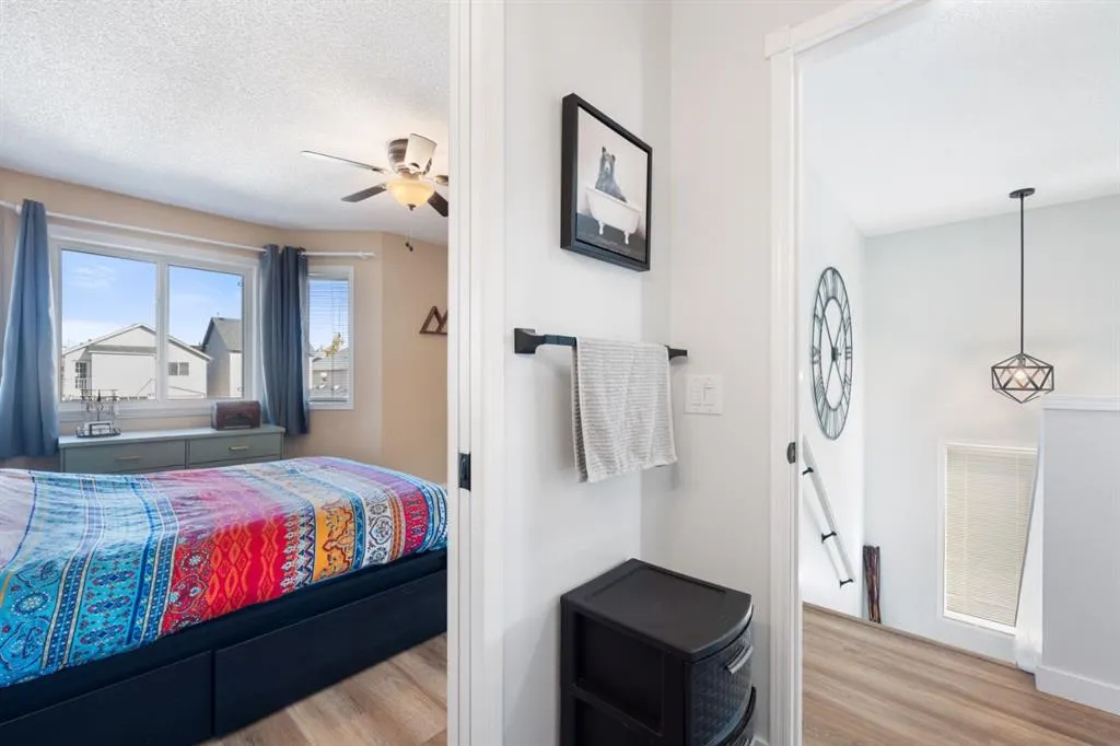 291 Arbour Grove Close NW