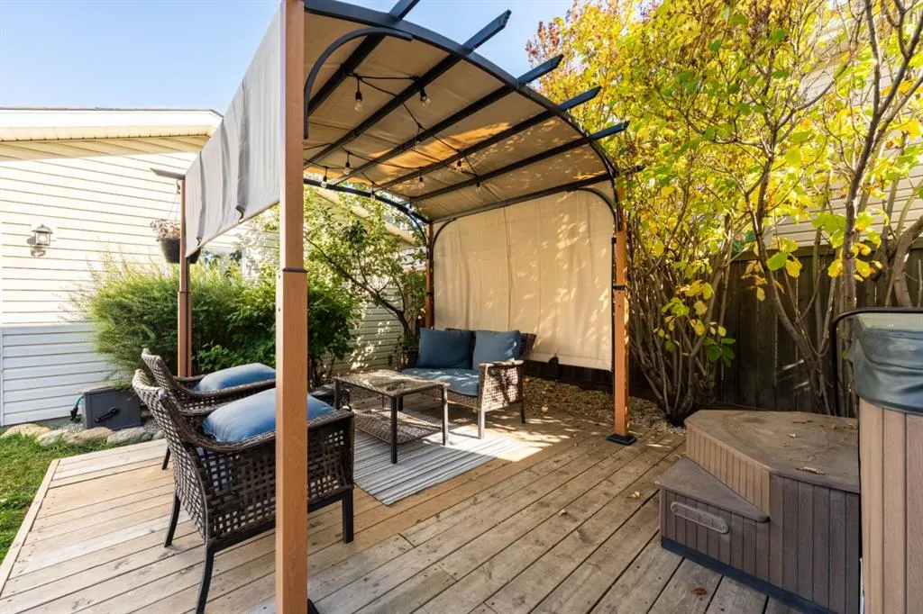 291 Arbour Grove Close NW