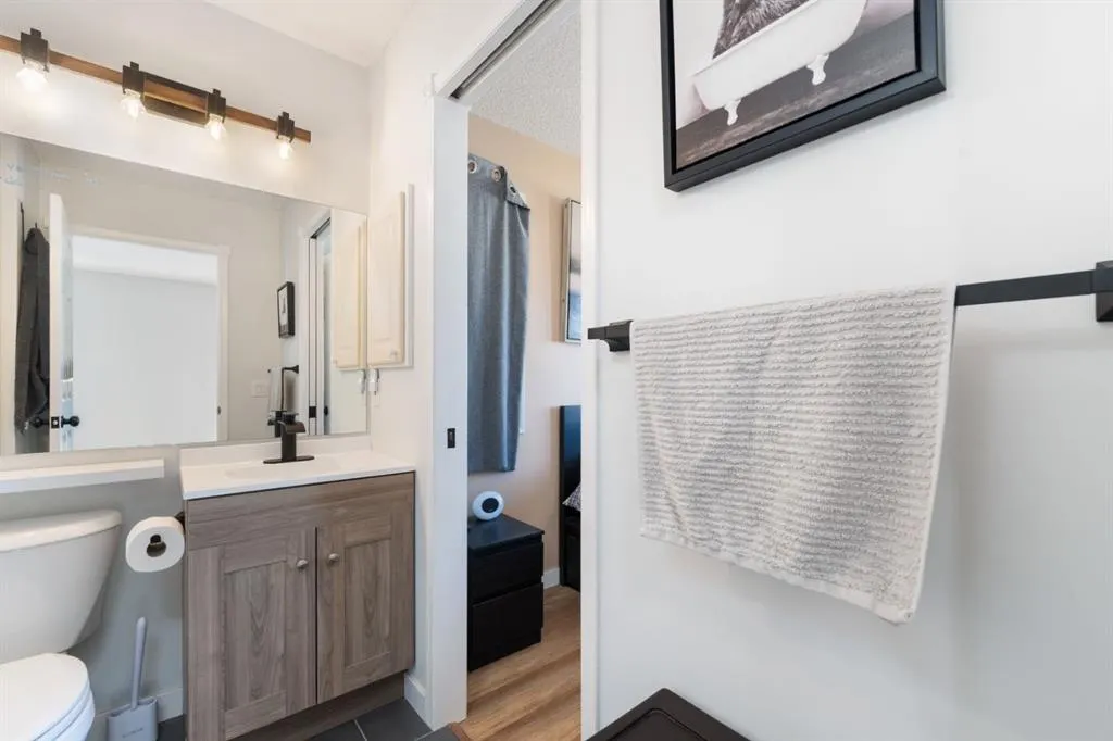 291 Arbour Grove Close NW