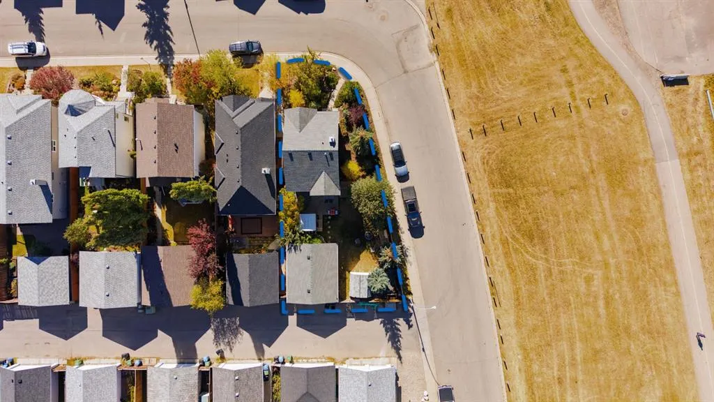 291 Arbour Grove Close NW