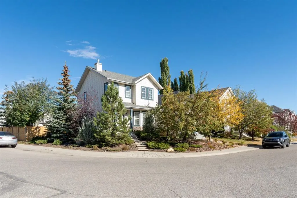 291 Arbour Grove Close NW