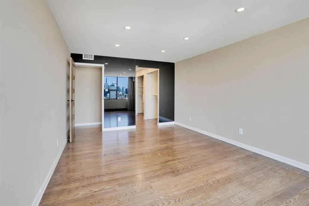 330 26 Avenue SW, #1703