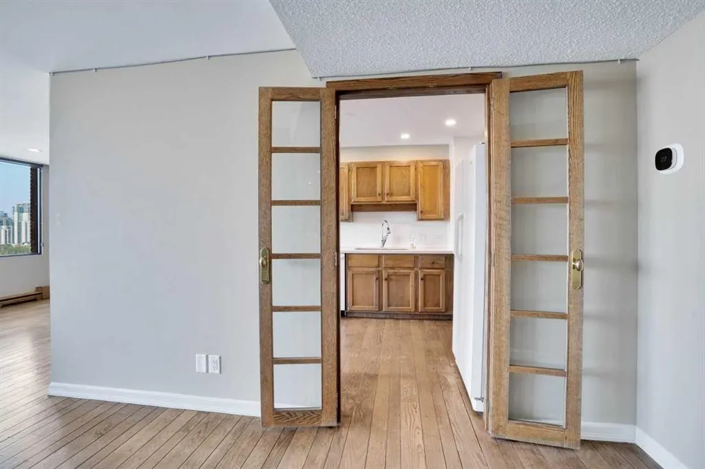 330 26 Avenue SW, #1703