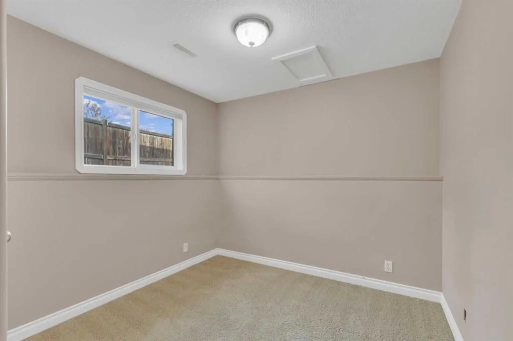 178 Inkster Close