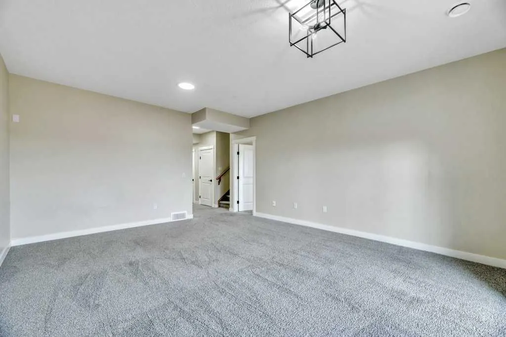 828 Edgefield Street