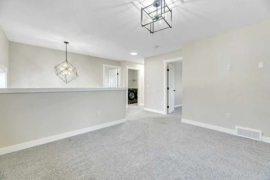 828 Edgefield Street