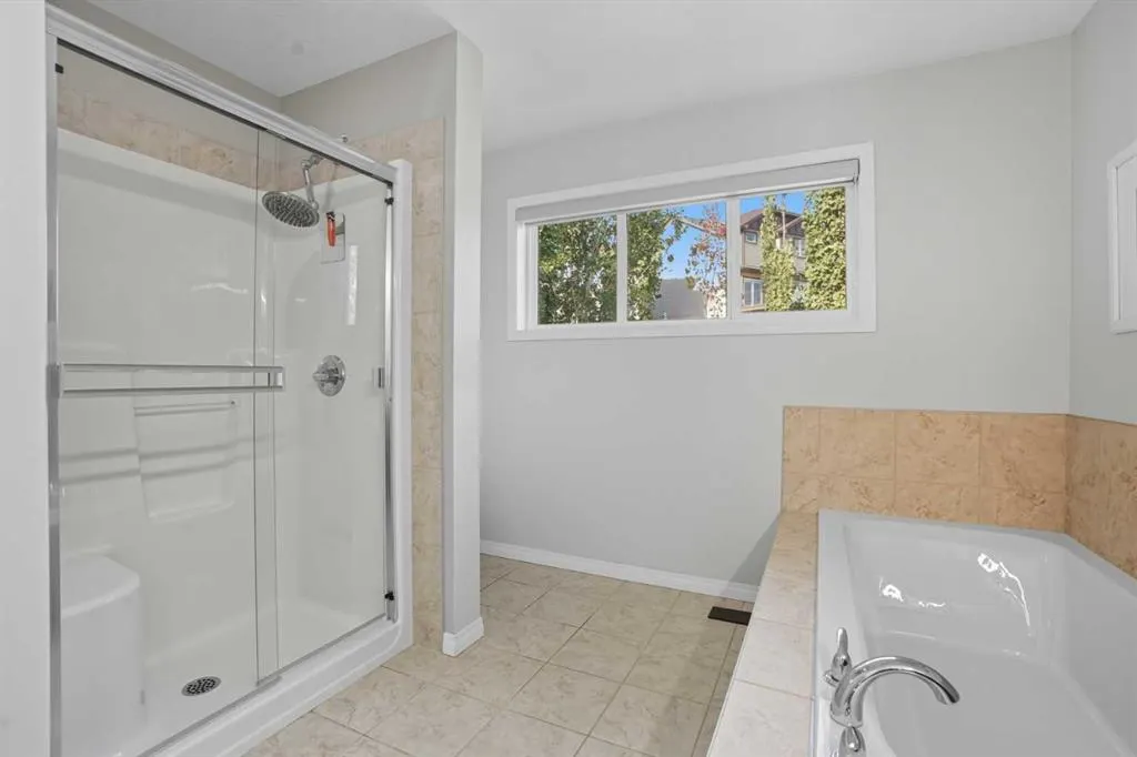 237 Kincora Glen Rise NW