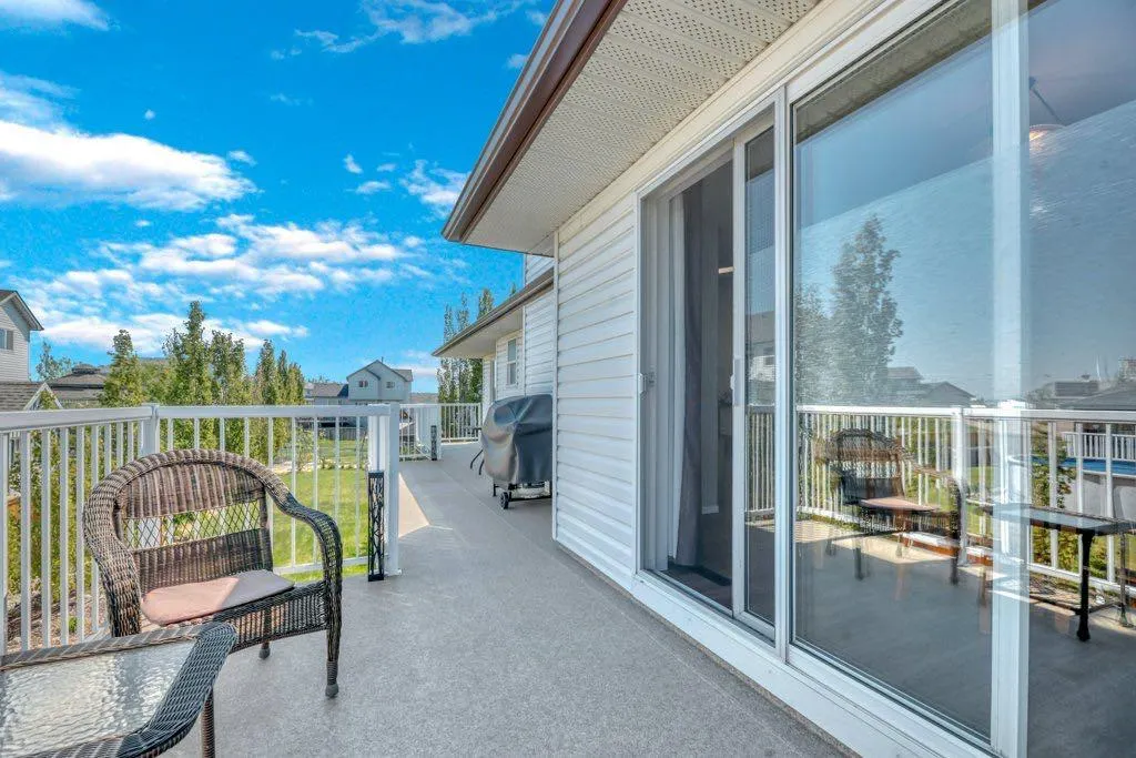 15 Henderson Bay NE