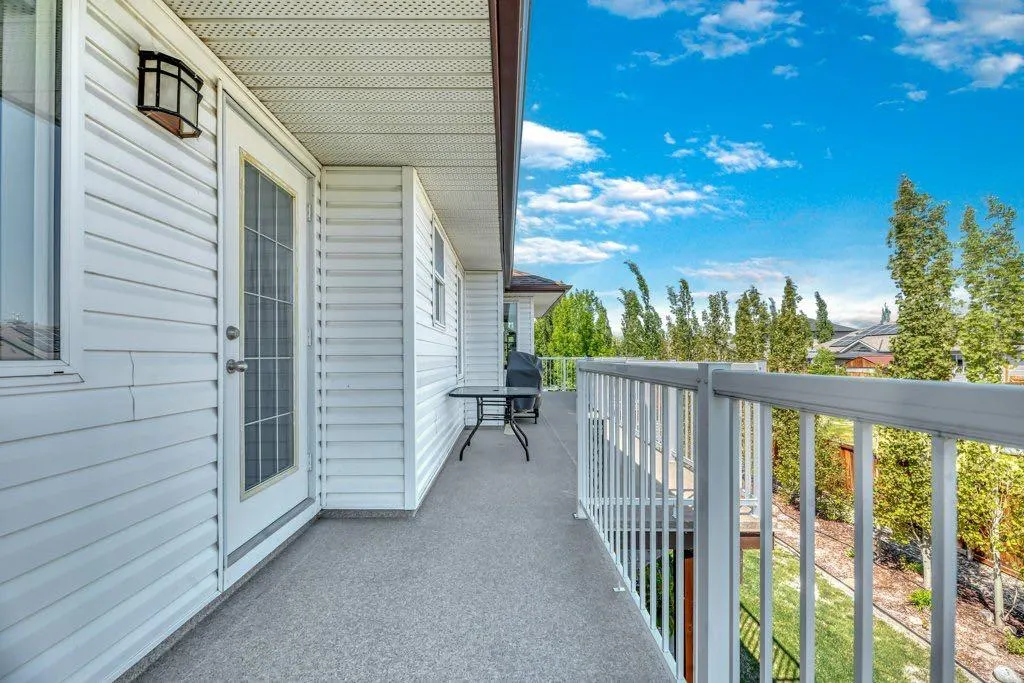 15 Henderson Bay NE