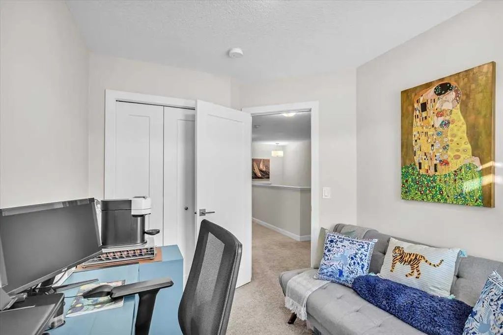 81 Greenbriar Place NW, #232