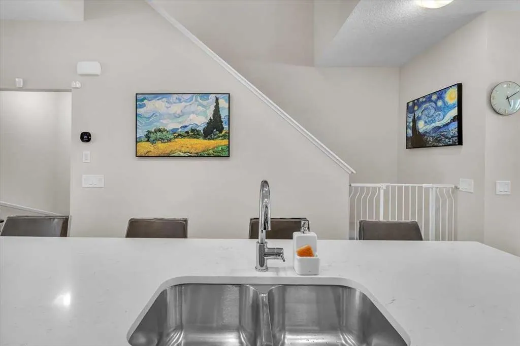 81 Greenbriar Place NW, #232
