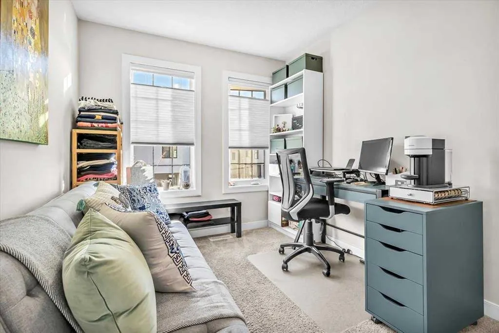 81 Greenbriar Place NW, #232
