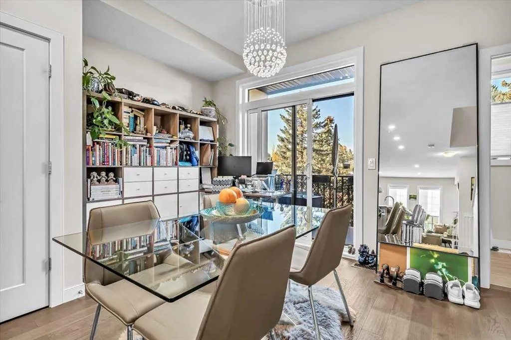 81 Greenbriar Place NW, #232