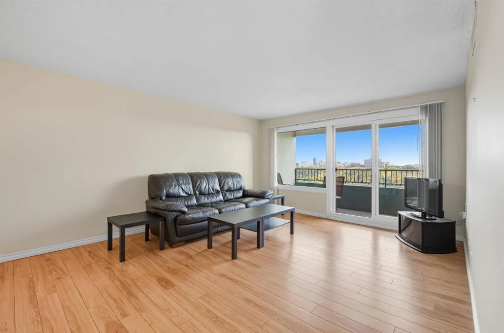 12303 Jasper Avenue NW, #1001
