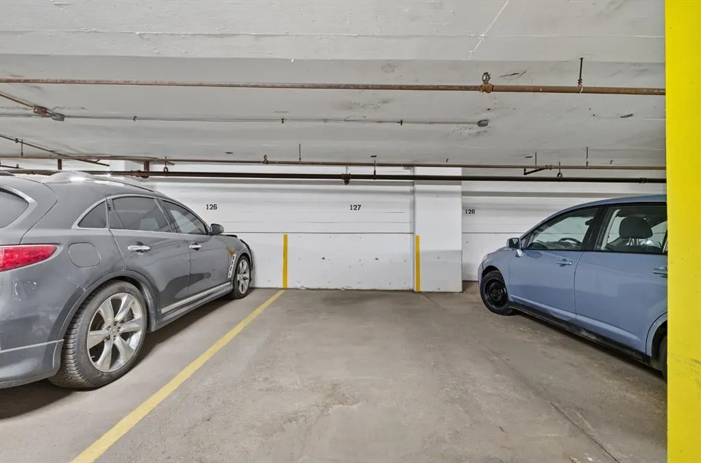 12303 Jasper Avenue NW, #1001