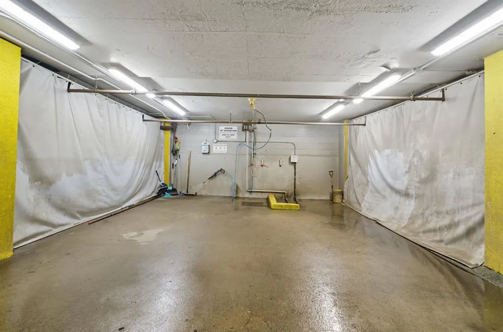 12303 Jasper Avenue NW, #1001